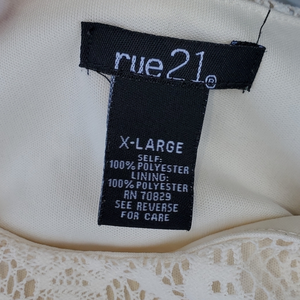 𝅺Creamy white lace ruffle top spaghetti strap dress - Picture 5 of 5